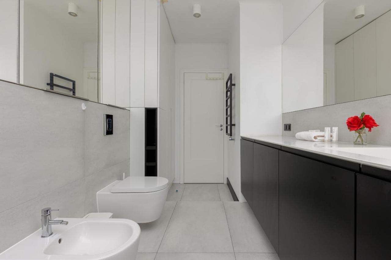 Trendy Apartment Marszalkowska With City View Near Ogrod Saski By Noclegi Renters Варшава Екстериор снимка