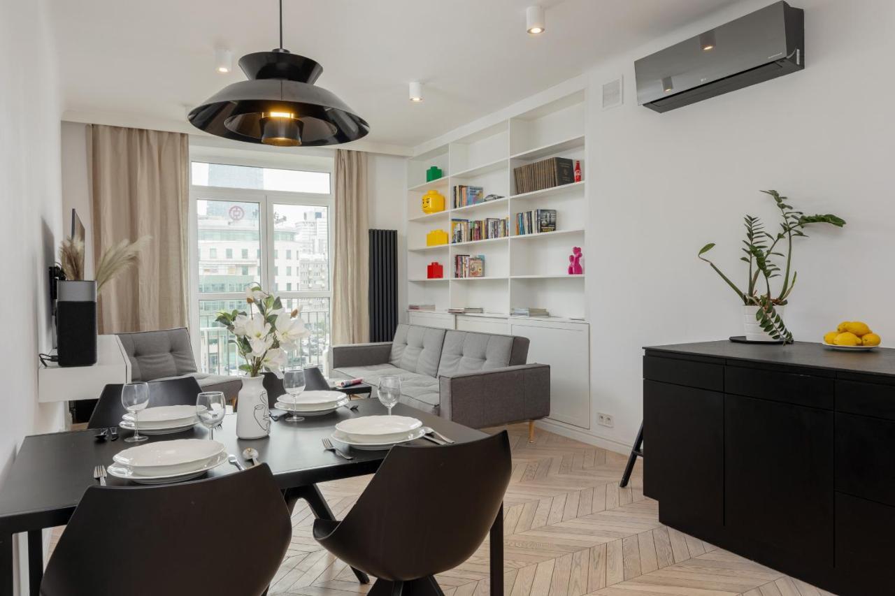 Trendy Apartment Marszalkowska With City View Near Ogrod Saski By Noclegi Renters Варшава Екстериор снимка